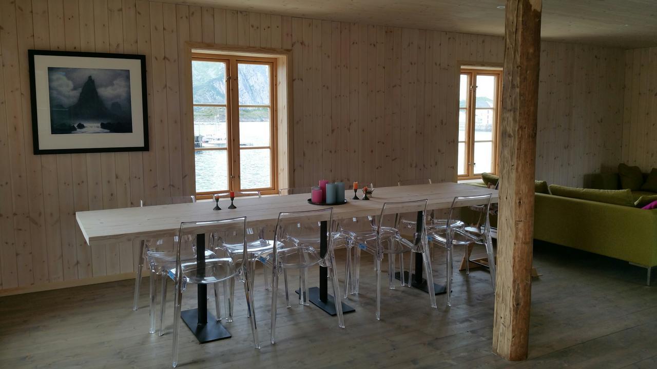 Lysvoldbrygga Bed & Breakfast Henningsvaer Ngoại thất bức ảnh