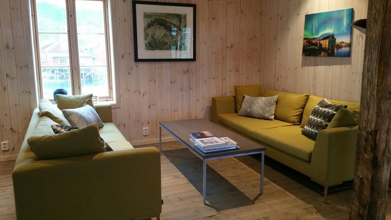 Lysvoldbrygga Bed & Breakfast Henningsvaer Ngoại thất bức ảnh