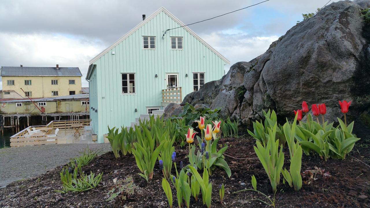 Lysvoldbrygga Bed & Breakfast Henningsvaer Ngoại thất bức ảnh